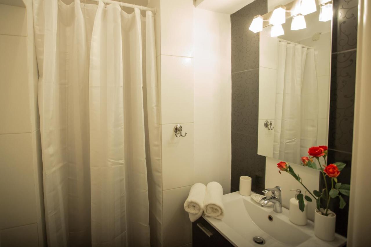Apollonio Upper View Suites Corinth Exterior foto